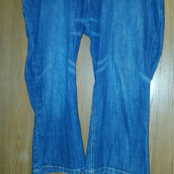 Liz Lange maternity capri jeans - Picture 3 of 6